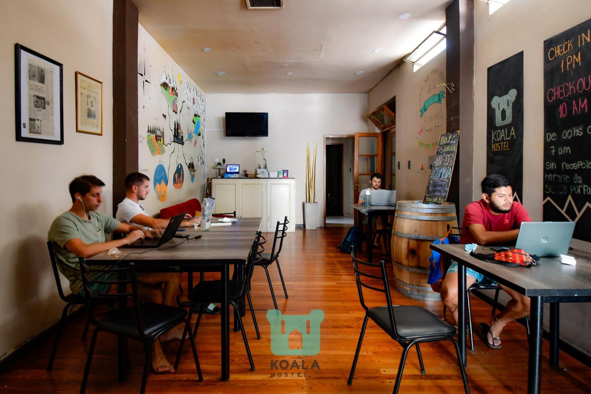 Koala Hostel Mendoza Exterior foto